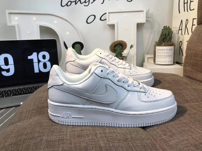 Nike Air Force 1 Low - GS Triple White