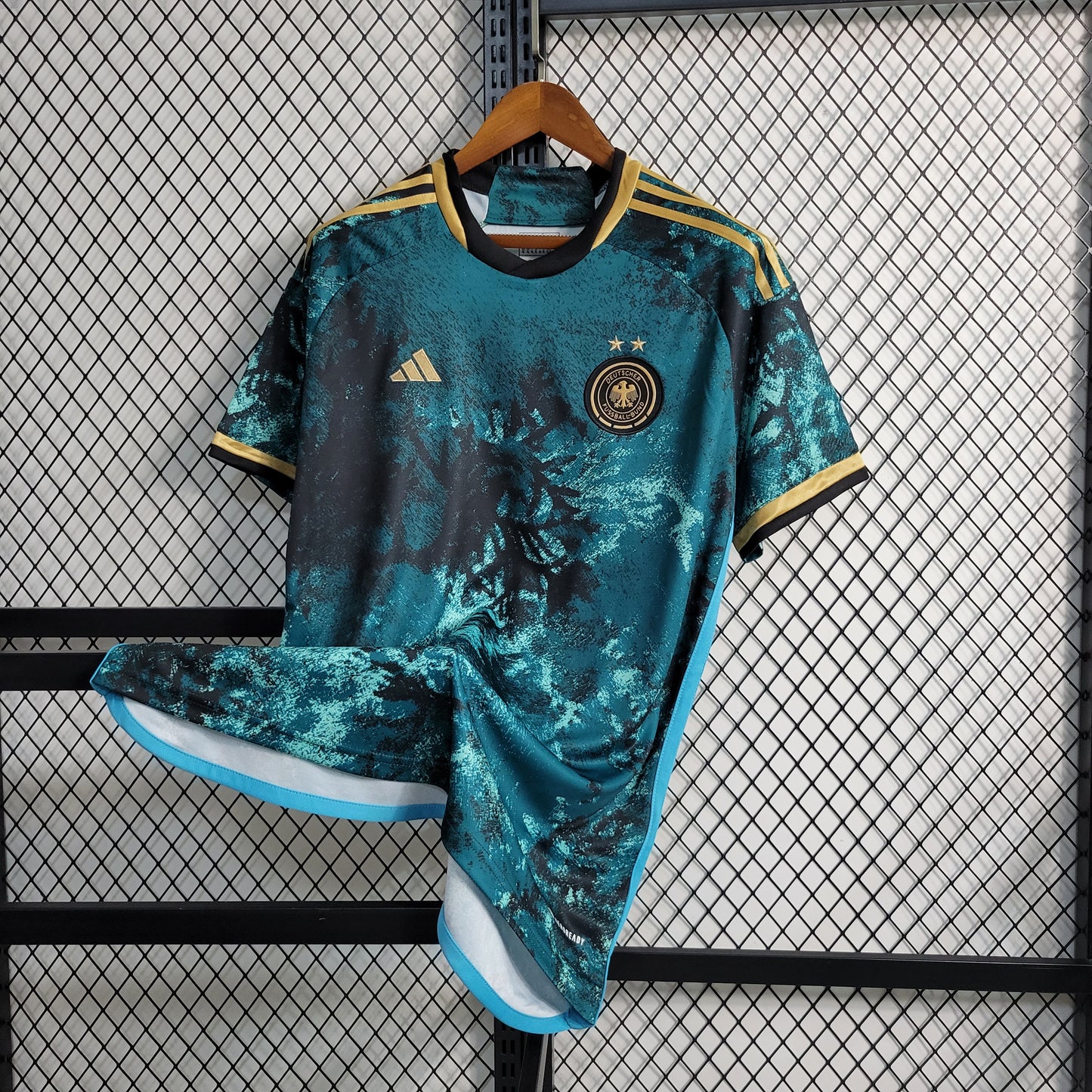 Alemanha 22/34 - 23/24 Away